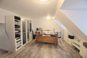 Photo 19- click for photo gallery